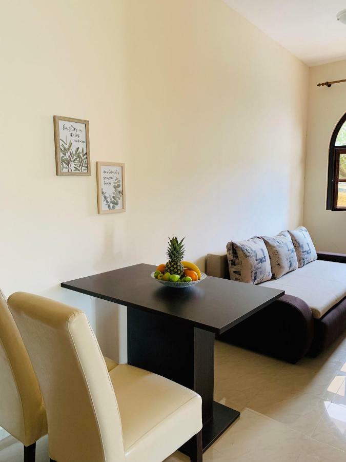 Apartmani Viktorija Vrana  Экстерьер фото